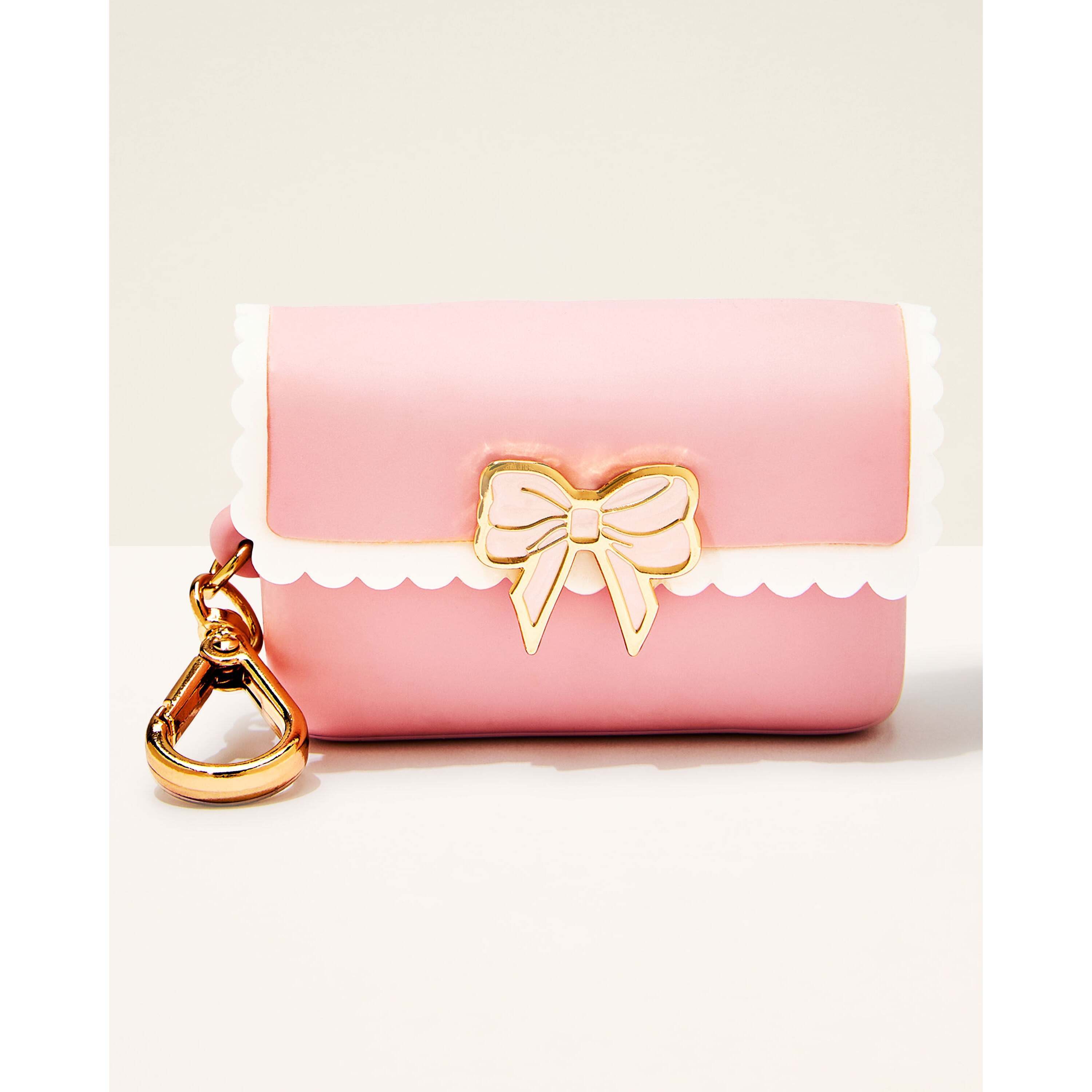 Scallop Bow Snap Case Pocketbac Holder